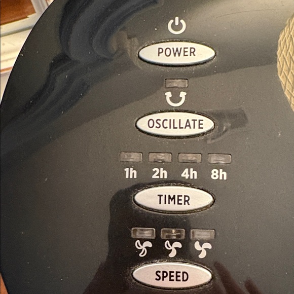 Blackstone Black Tower Fan - Picture 3 of 7